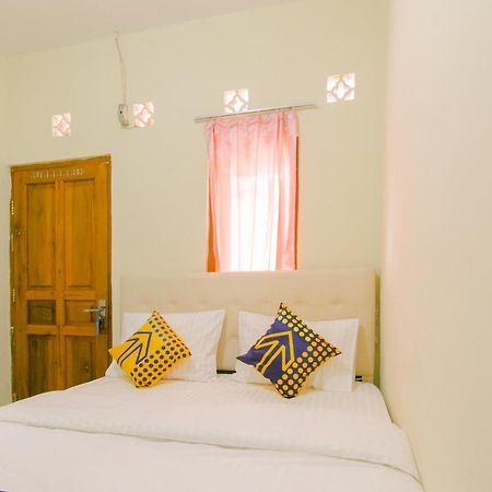 Ayu Homestay Syariah Sukabumi Kültér fotó