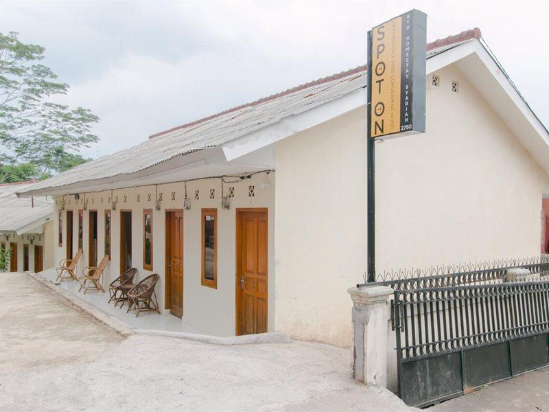 Ayu Homestay Syariah Sukabumi Kültér fotó