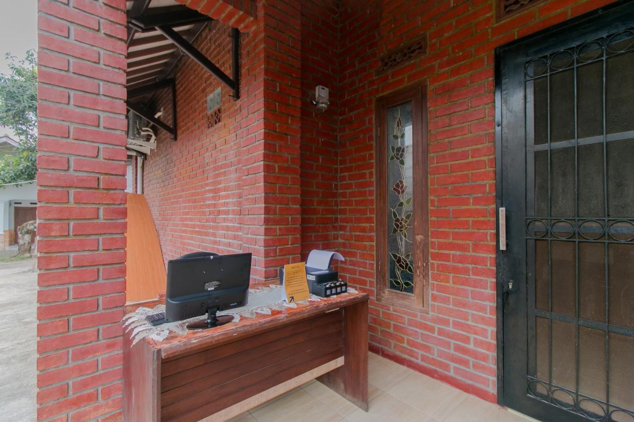 Ayu Homestay Syariah Sukabumi Kültér fotó
