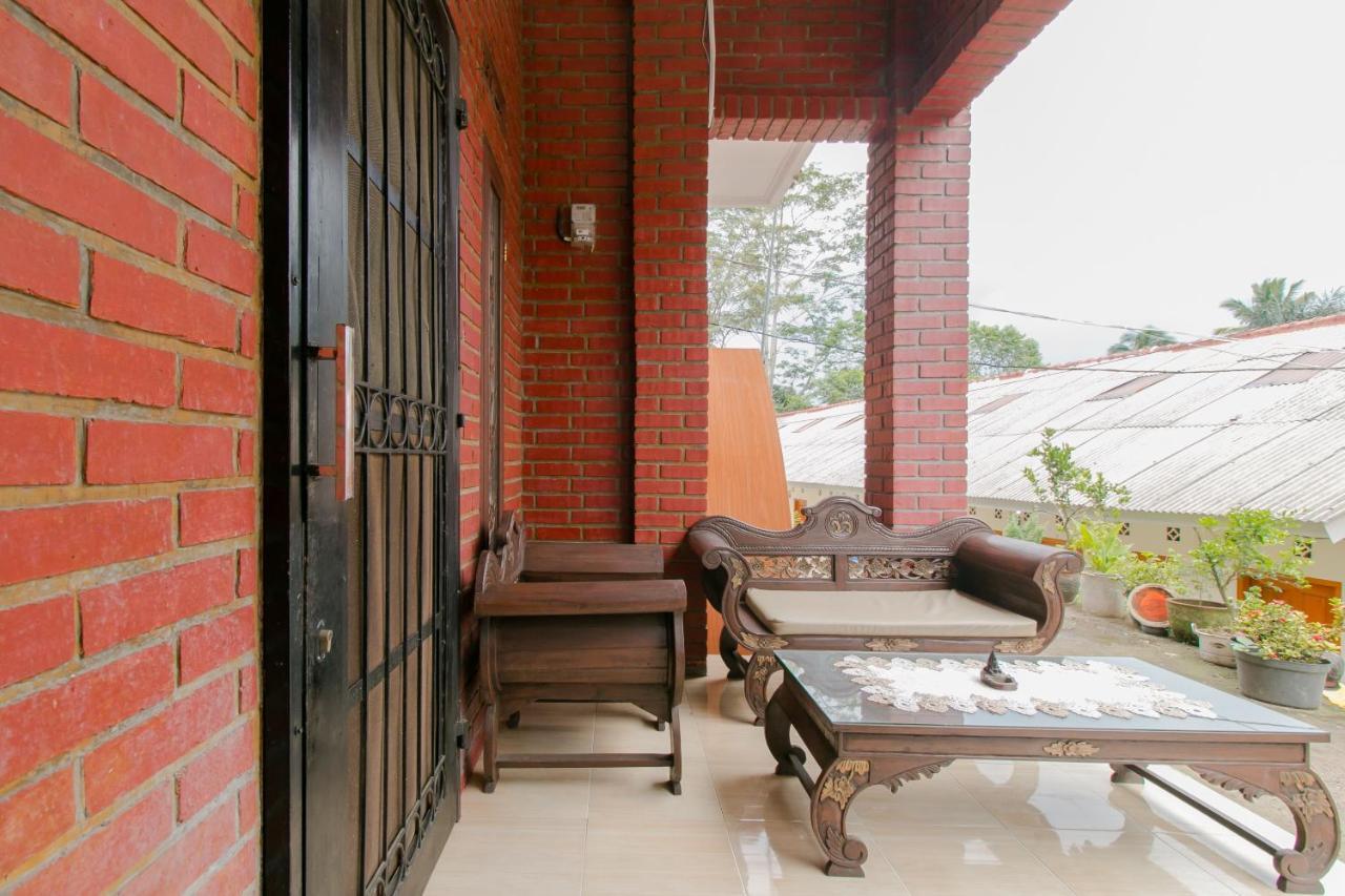 Ayu Homestay Syariah Sukabumi Kültér fotó