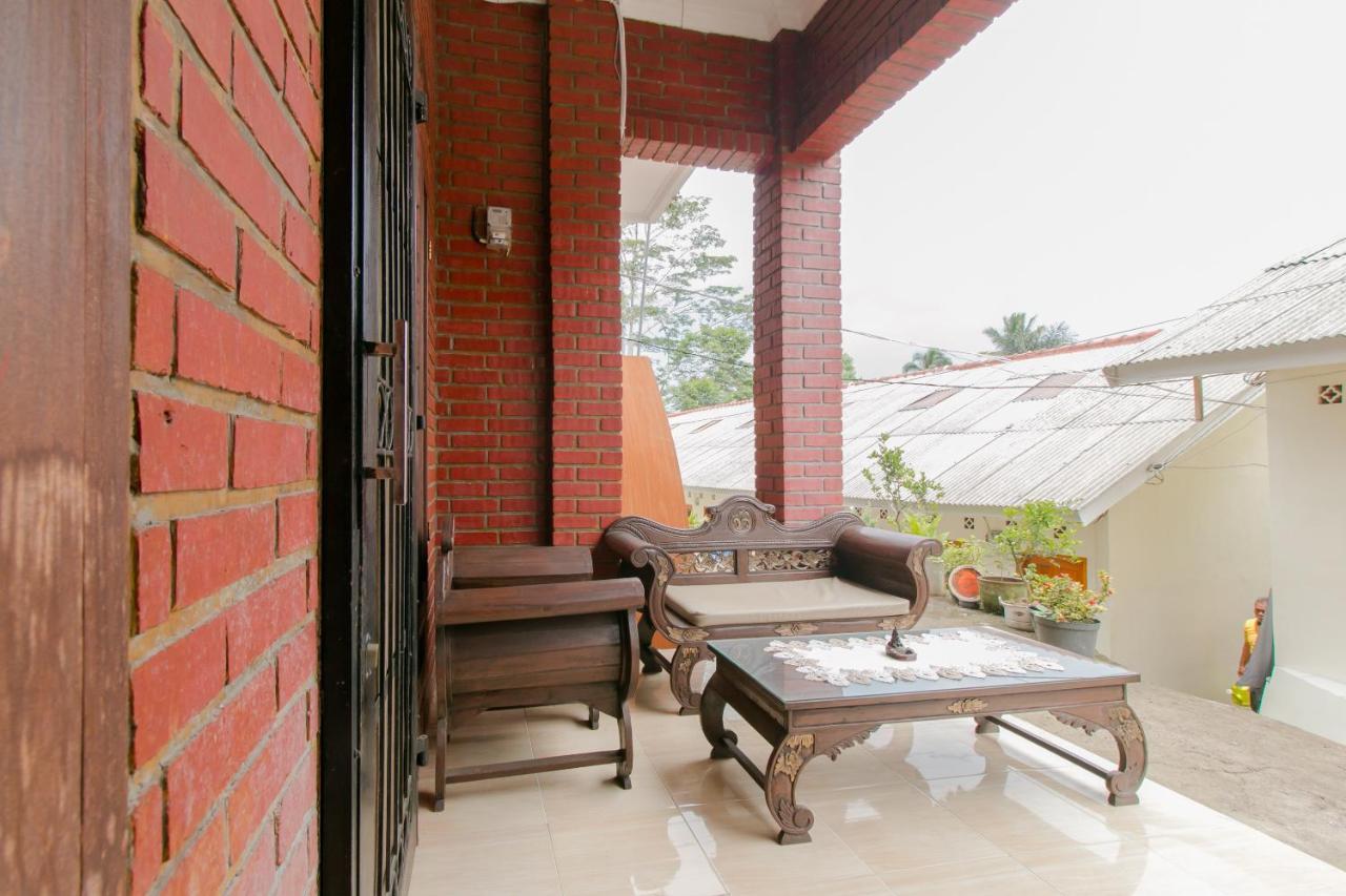 Ayu Homestay Syariah Sukabumi Kültér fotó